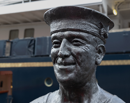 A statue of Norrie, the longest serving Yottie. 