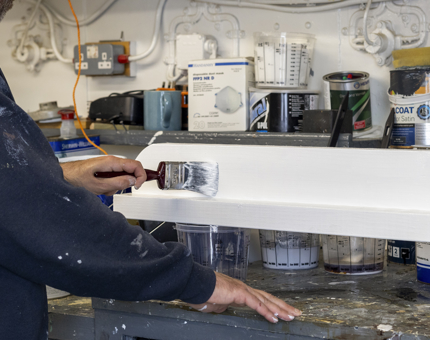 A more detailed look at the painting. 