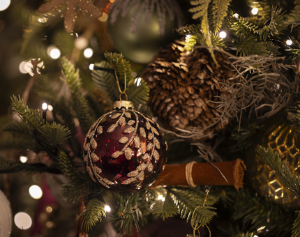 A close up of the Christmas tree in the Skerryvore Suite.