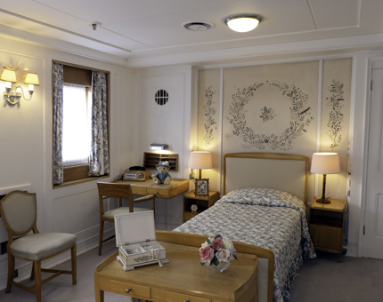 HM The Queen's bedroom