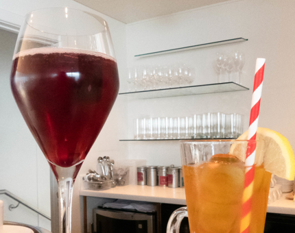 Cocktails and iced tea