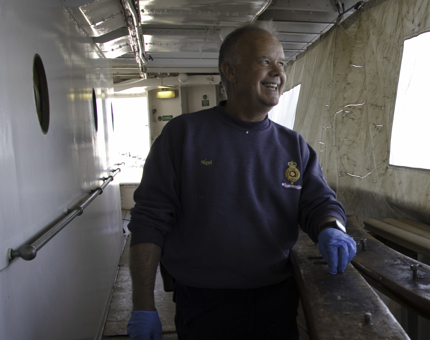 Nigel oiling the bolts on handrails..jpg
