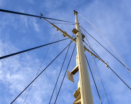 Britannia's foremast on the Bridge.