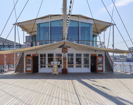 The outside of the Royal Deck Tearoom.