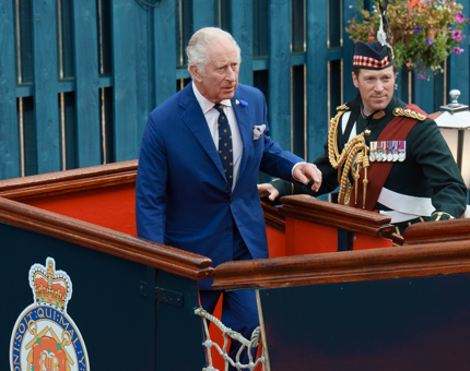 HM The King & Major Johnny Thompson